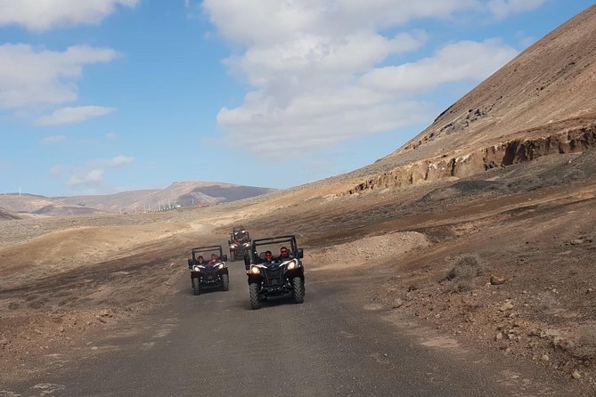 2h Buggy Tour guided by the north of Lanzarote - What the driving feels like: terrain, dust, and short challenge moments