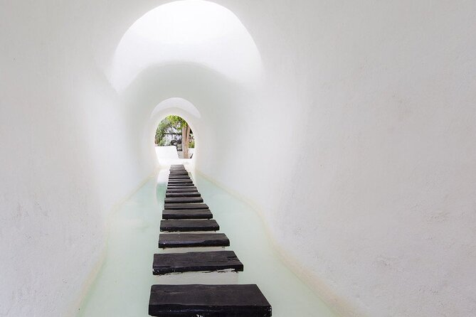 César Manrique: Northern Lanzarote Guided Tour - Mirador del Río and the Chinijo Islands: the viewpoint is the payoff