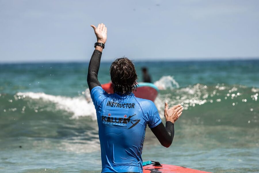 Kalufa Surf school in Caleta de Famara, Lanzarote - Entering the Water: How the 2.5 Hours Actually Works