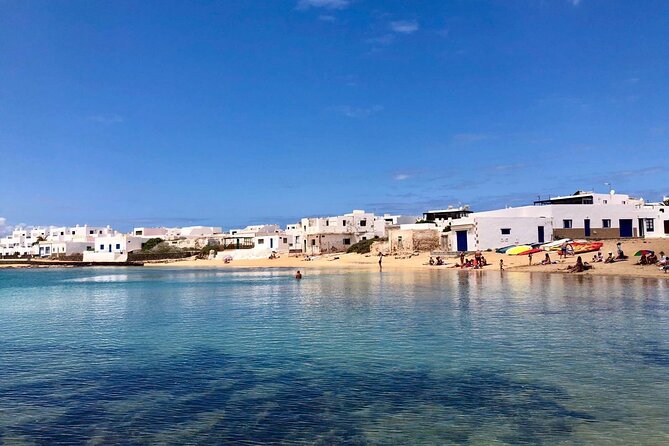 La Graciosa Island Tour for Cruise Passengers from Lanzarote - WiFi On Board and the Small Comforts That Matter