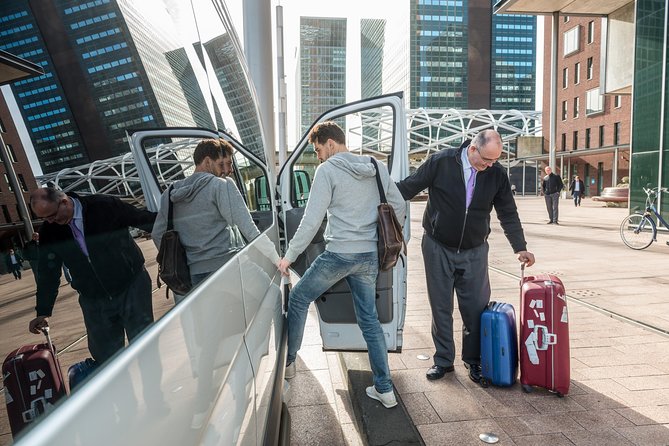 Lanzarote Airport Arrival Transfer (Airport to Playa Blanca Hotels or Address) - Who this transfer suits best in Playa Blanca