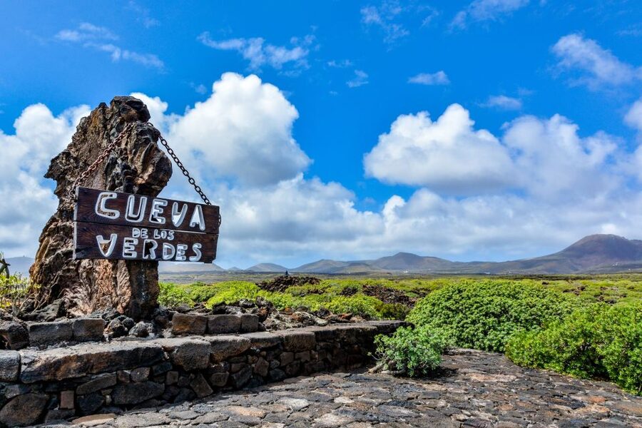 Lanzarote: Cueva de los Verdes & Jameos del Agua Tour - Key things to know before you go