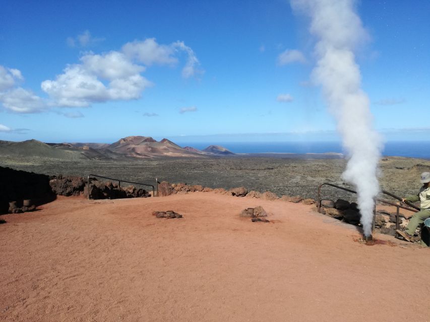 Lanzarote: Day Tour for Cruise Passengers - Jameos del Agua: volcanic tunnels you can walk into