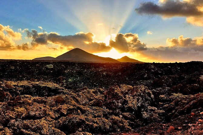 Lanzarote E-Bike Tour: Volcano Craters & Scenic Vineyards - E-Bike Quality, Safety, and the Small-Group Advantage