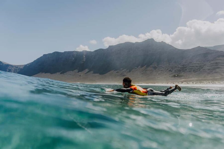Lanzarote: Famara Beach Surfing Lesson for All Levels - The 2-hour lesson: your practical surf game plan