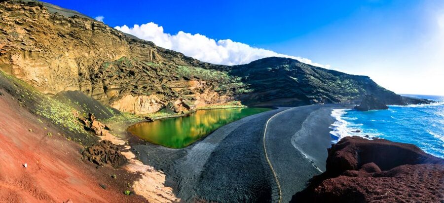 Lanzarote: Guided Day Trip to Timanfaya Park & Lago Verde - Lunch in the Middle of the Action: Budget for It