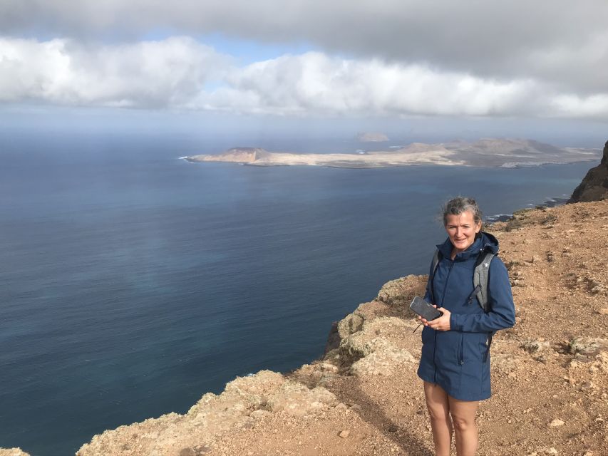 Lanzarote: Hike the North of Lanzarote - Famara Cliffs: The View Over La Graciosa (and Why It’s Worth the Effort)