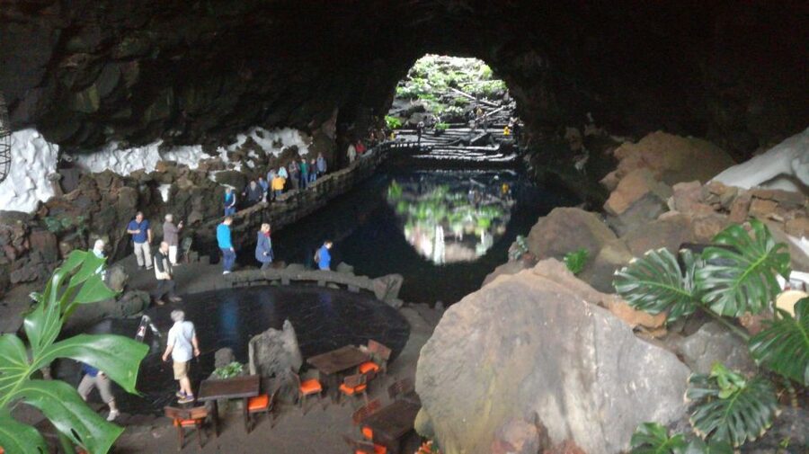 Lanzarote: Jameos del Agua & North Island for Cruise Guests - Scenic return through Arrieta, Guatiza, and Teguise