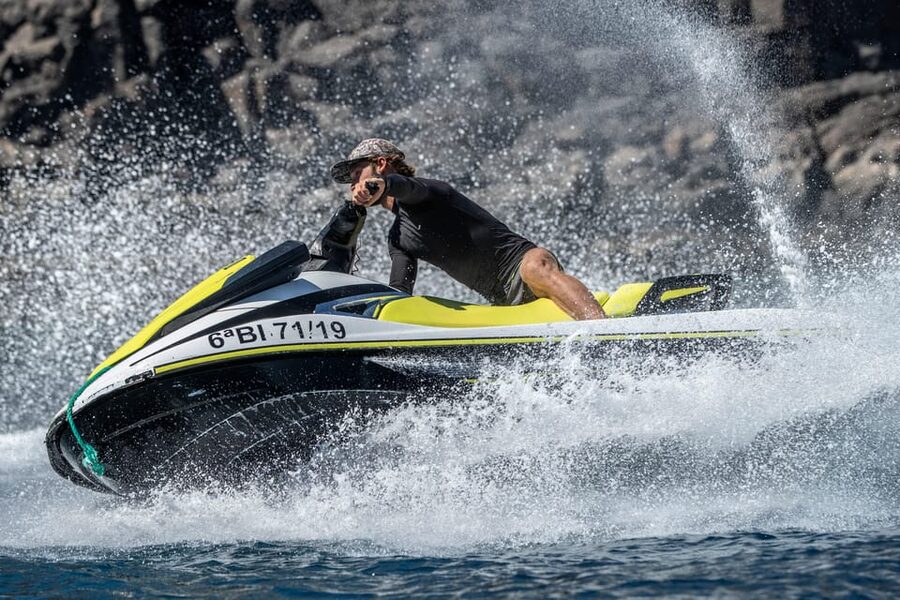 Lanzarote: Jet Ski Tour - What happens right before you ride (wetsuit, safety briefing, controls)