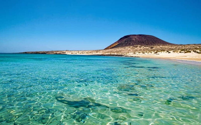 Lanzarote: La Graciosa Complete Jeep Tour with Beach Time - Key things I’d prioritize on this La Graciosa Jeep tour
