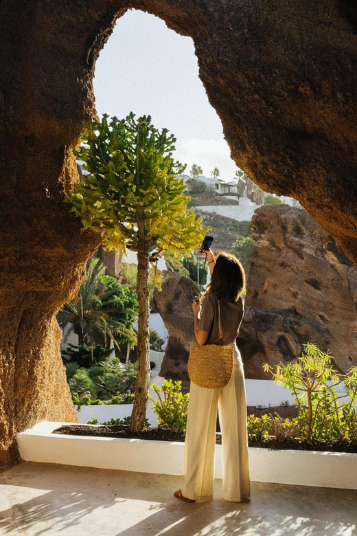 Lanzarote: LagOmar Museum Entry Ticket - Food and Drink: Budgeting for Coffee, Wine, or a Snack