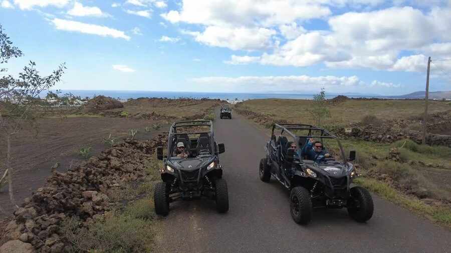 Lanzarote: Mix tour Guided Buggy Volcano Tour 4 or 6 seater - Teguise lime ovens: a quick stop with real meaning