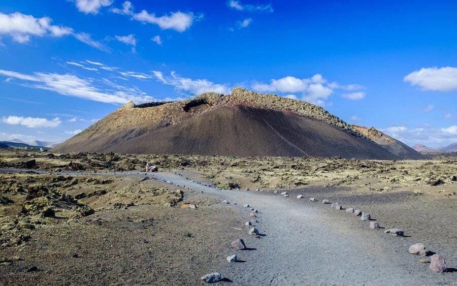 Lanzarote: On-Road Guided Buggy Volcano Tour - Las Grietas: volcanic cracks and photo time
