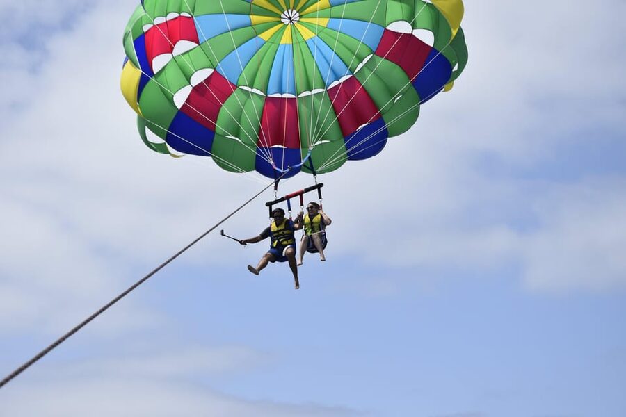 Lanzarote: Parasailing Adventure in Puerto del Carmen - Weather rules you should plan for