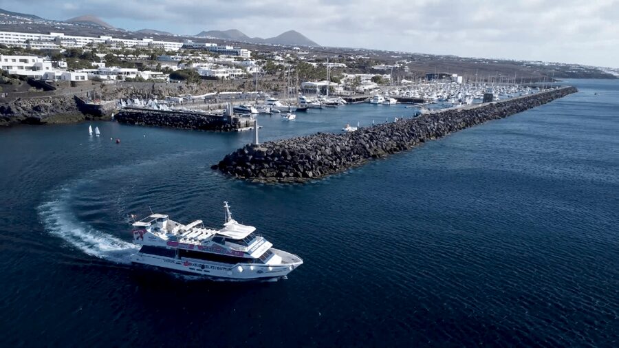 Lanzarote: Puerto del Carmen & Puerto Calero Boat Transfer - Key things to know before you board