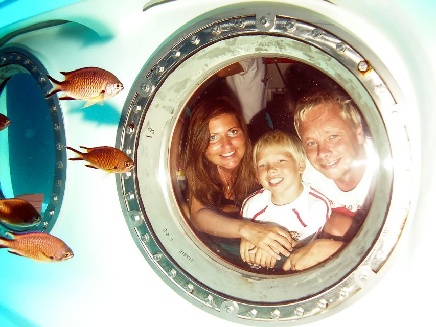 Lanzarote: Real Submarine Dive with Hotel Pickup - The audio guide experience: multiple languages without the awkward guessing