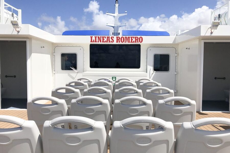 Lanzarote: Return or 1-Way Ferry to Fuerteventura with Wifi - Corralejo: the northern town that makes your day practical