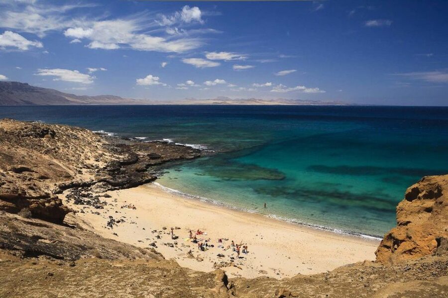 Lanzarote: Roundtrip Ferry Transfer to La Graciosa - Price and value: is $33 a smart deal?