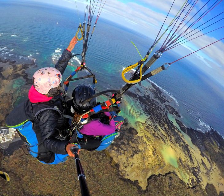 Lanzarote: Tandem Paragliding - Midair perspective: what you’ll actually be looking at