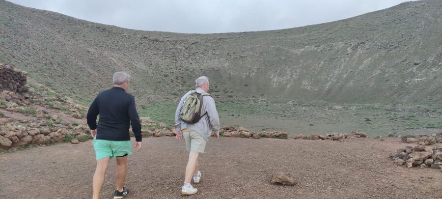 Lanzarote: Timanfaya Natural Park Trekking Tour - Timing With Sunset: Why Your Start Time Changes