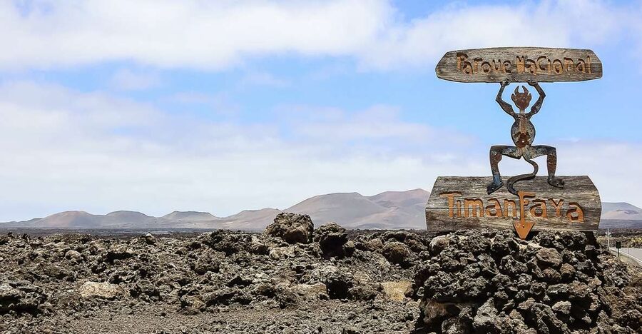 Lanzarote: Timanfaya Park, Jameos Agua, & Cueva Verdes Tour - Who this tour suits (and who should think twice)