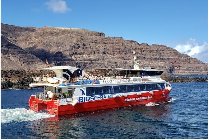 Lanzarote Tour: Lagomar Museum, Cactus Garden & La Graciosa - What the Guide Style and Multilingual Support Do for Your Day