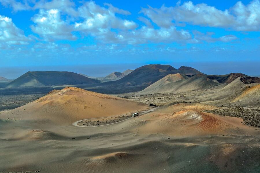 Lanzarote: Volcanos of Timanfaya and Caves Tour with Lunch - Timanfaya National Park: Watching Craters from the Best Angles