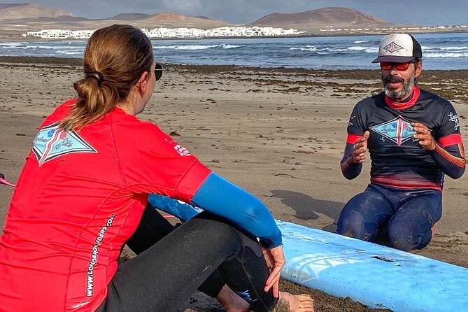 Longboard Private Surf Lessons in Caleta de Famara Spain - Teaching style that keeps you confident in the water