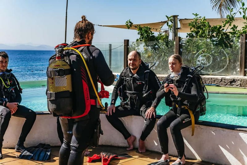 Museo Atlántico: Scuba Dive Lesson for Non-Certified Divers - Playa Blanca pickup and the sea-front start