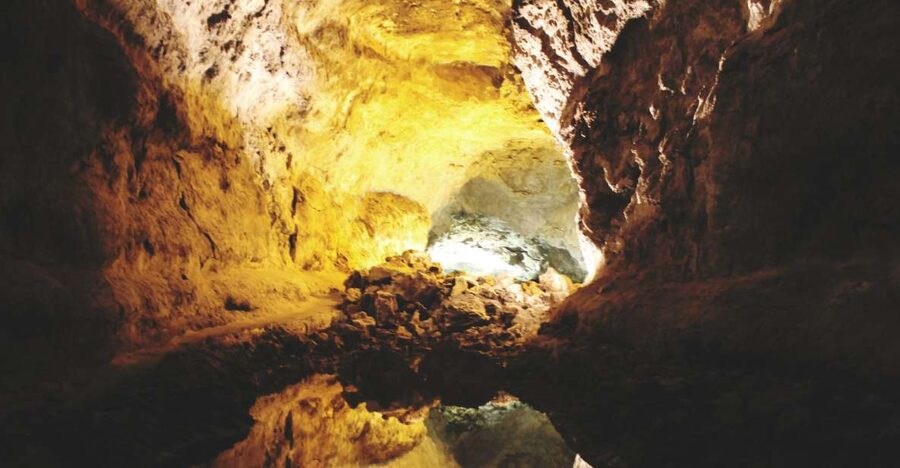 North Lanzarote: Cave, Jameos del Agua, and Viewpoint - Mirador del Rio: cliffs, La Graciosa, and the feeling of flying