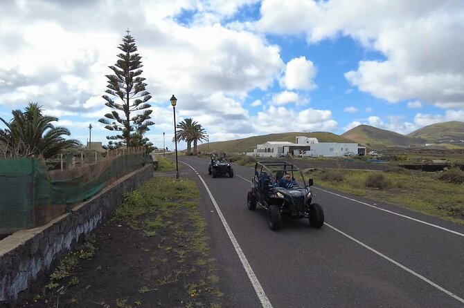 On-Road Guided Buggy Volcano Ride in Lanzarote - Las Grietas: where the canyon forms make the best photos