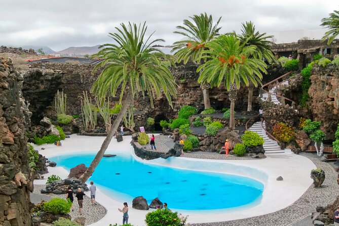 Private luxury Tour of Jameos del Agua and Cueva de los Verdes in Lanzarote - Getting From Arrecife Without Losing Half Your Day