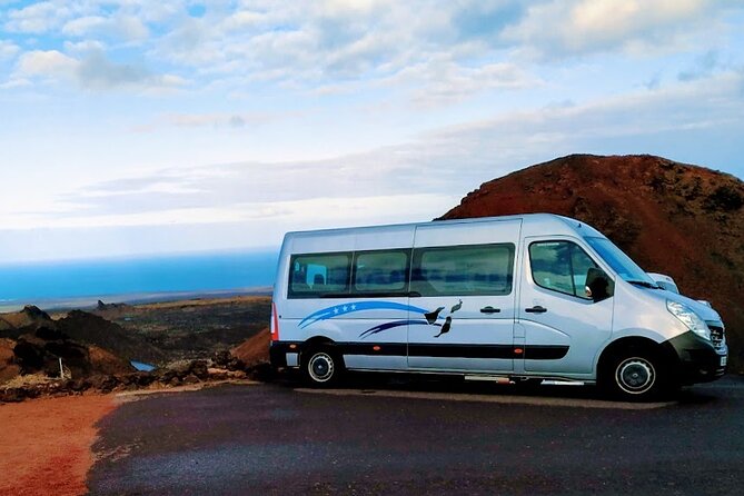 Private transfers from Lanzarote airport (ACE) to Playa Banca - Time on the Road: 40 Minutes That Feels Much Faster