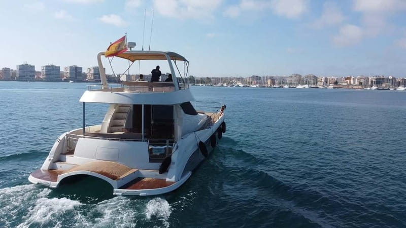 Puerto del Carmen: Private Sunset Catamaran Tour with Drinks - Key highlights at a glance