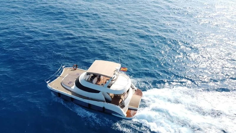 Puerto del Carmen: Private Sunset Catamaran Tour with Drinks - Practical tips that make the cruise smoother