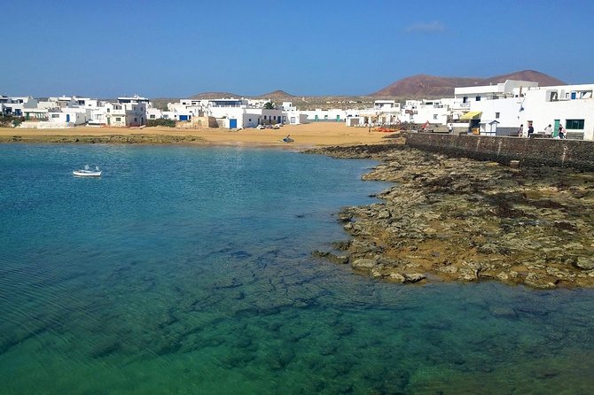 Roundtrip Ferry Transfer to La Graciosa with Free Wifi - Price and value: what $34.85 really buys