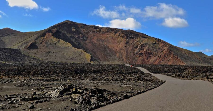 Timanfaya And El Golfo For Cruise Passengers (Mornings) - A Morning Cruise Excursion That Hits Three Worlds in One Run