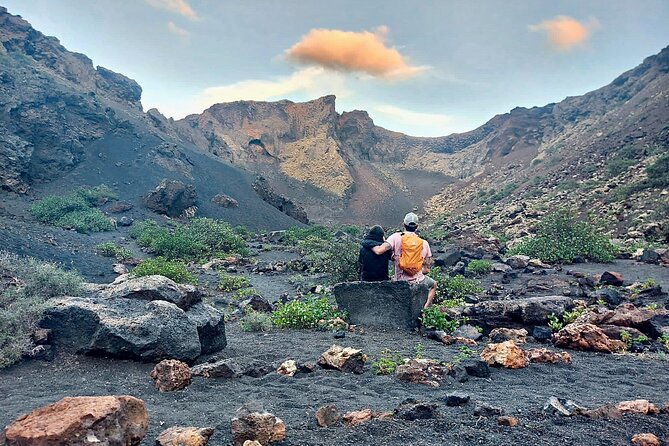 Timanfaya National Park Trekking with a Typical Canarian Snack - Where the tour starts: Ermita de Santa María Magdalena in Tías