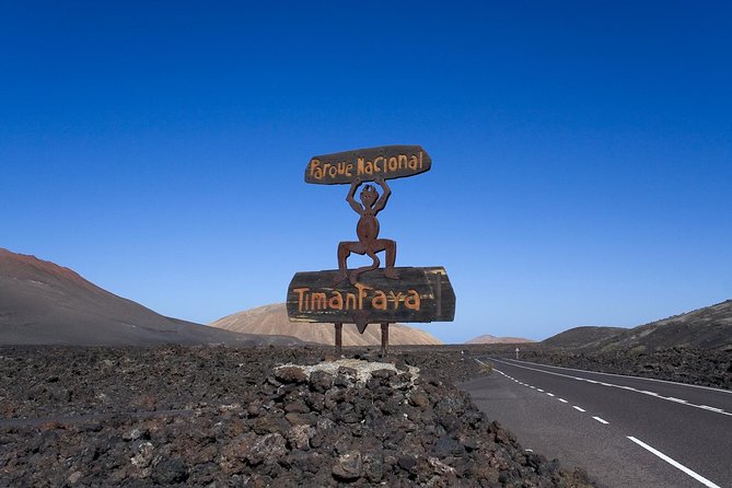 Timanfaya Twizy Tour in Lanzarote - Driving requirements: licence, age, and staying within the rules