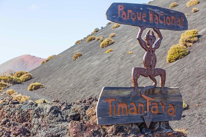 Tour Lanzarote South with Winery Visit - Price and what $92.31 buys you in practice