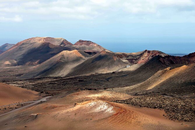 Tour to Timanfaya, La Geria and Laguna Verde for cruise passengers - Timanfaya National Park: the hour that changes your brain’s map