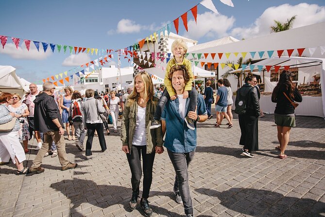 Traditional Canarian street market and marine reserve of La Graciosa - Teguise market time: how to shop smart in 2 hours
