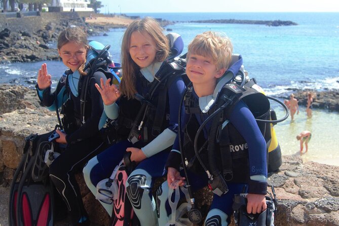 Try Scuba Diving | 1 dive - Water and snack: small comfort before you gear up