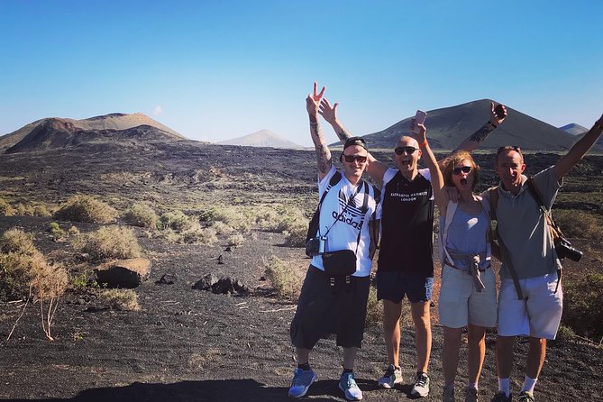 Volcano Trekking Tour (Timanfaya eruptions) - Guide Style in Real Life: Alejandro, Ula, Sabrina, and the “What Am I Looking At?” Focus
